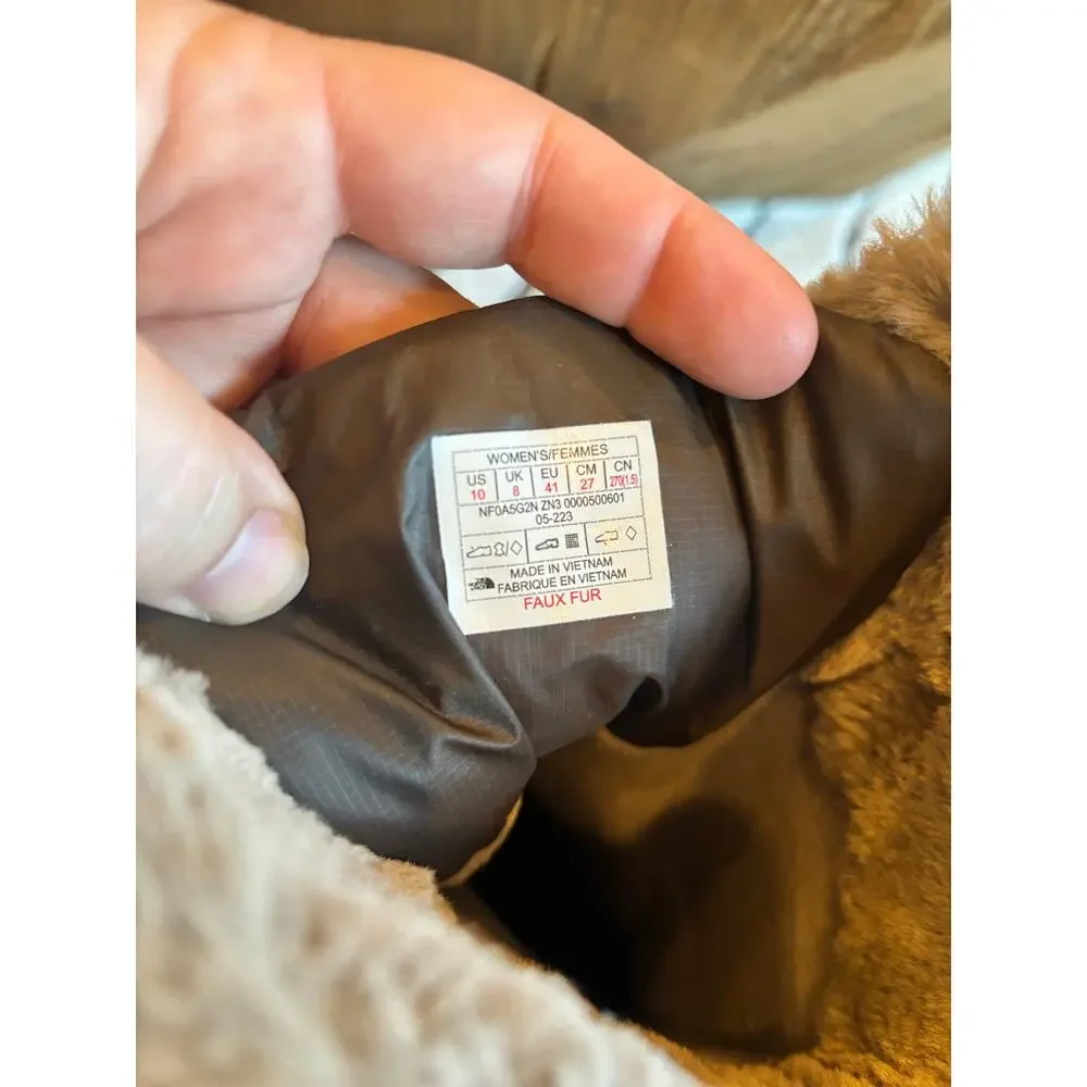 NEW The North Face Womens Shellista waterproof snow boot size 10